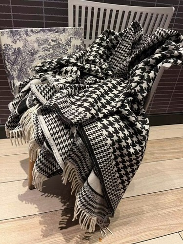 Women Cashmere Wool Houndstooth Tassel Fall Cape Cloak Poncho Wraps Tops Gift - Picture 8 of 10