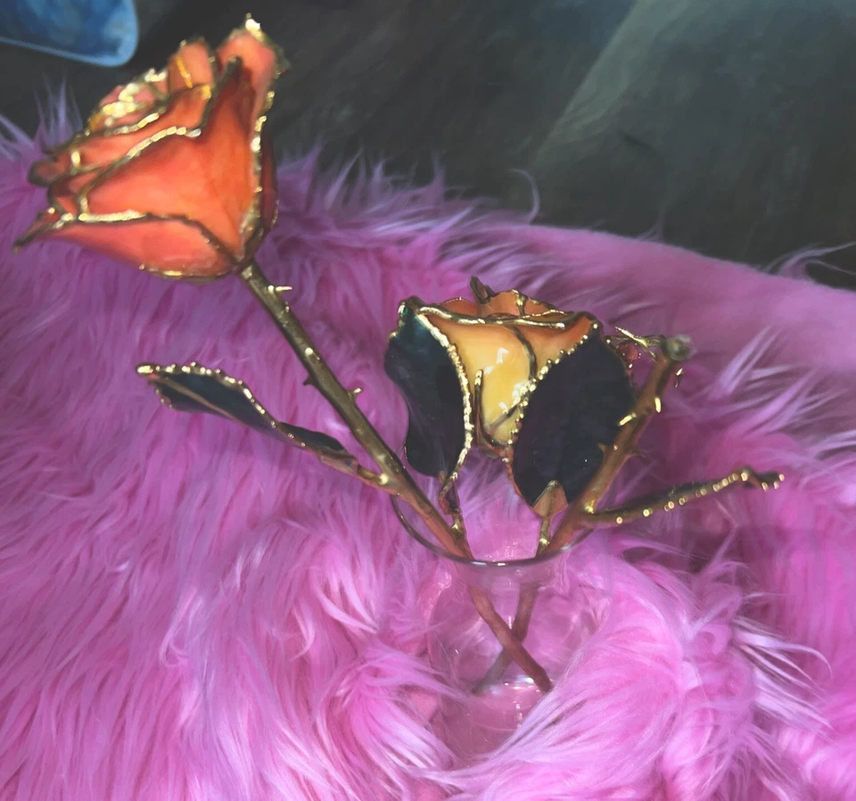 Rosa Forever chapada en oro Foto 4 de 4