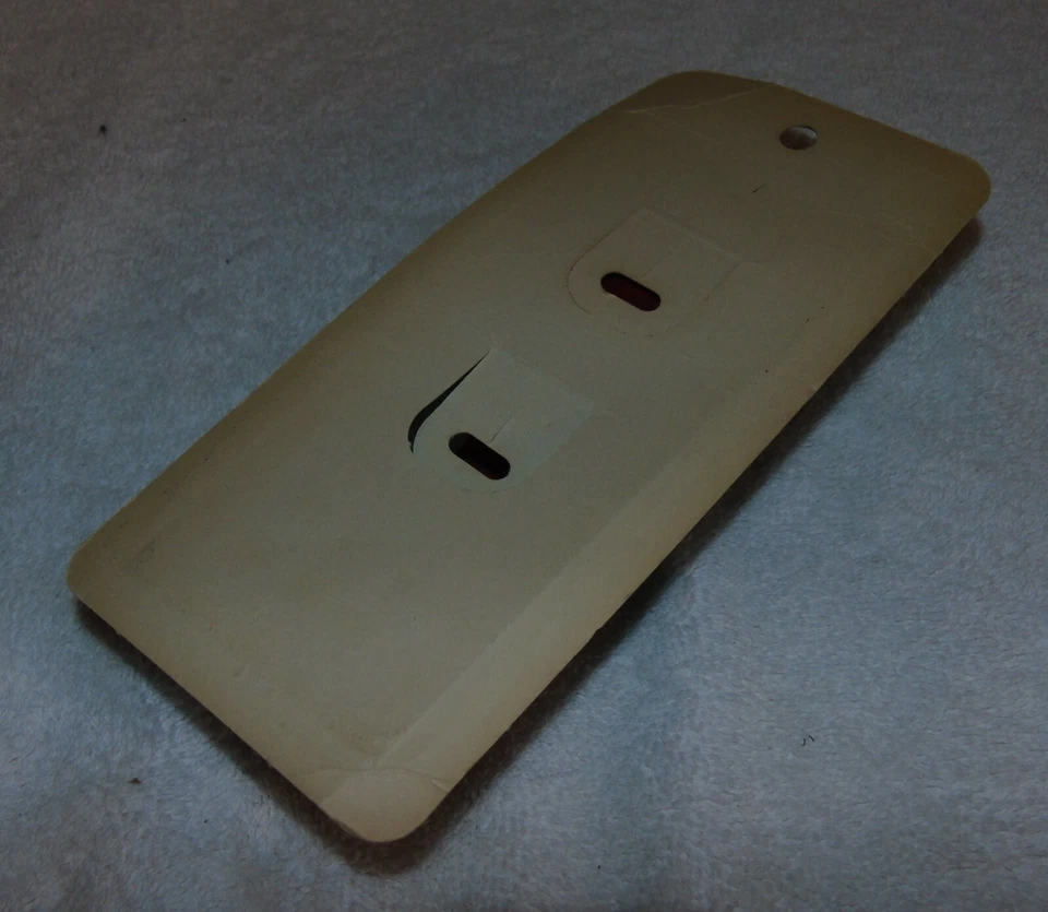 Cordón con hebilla Gayla vintage de cuero rojo nuevo en paquete años 70 Foto 3 de 4