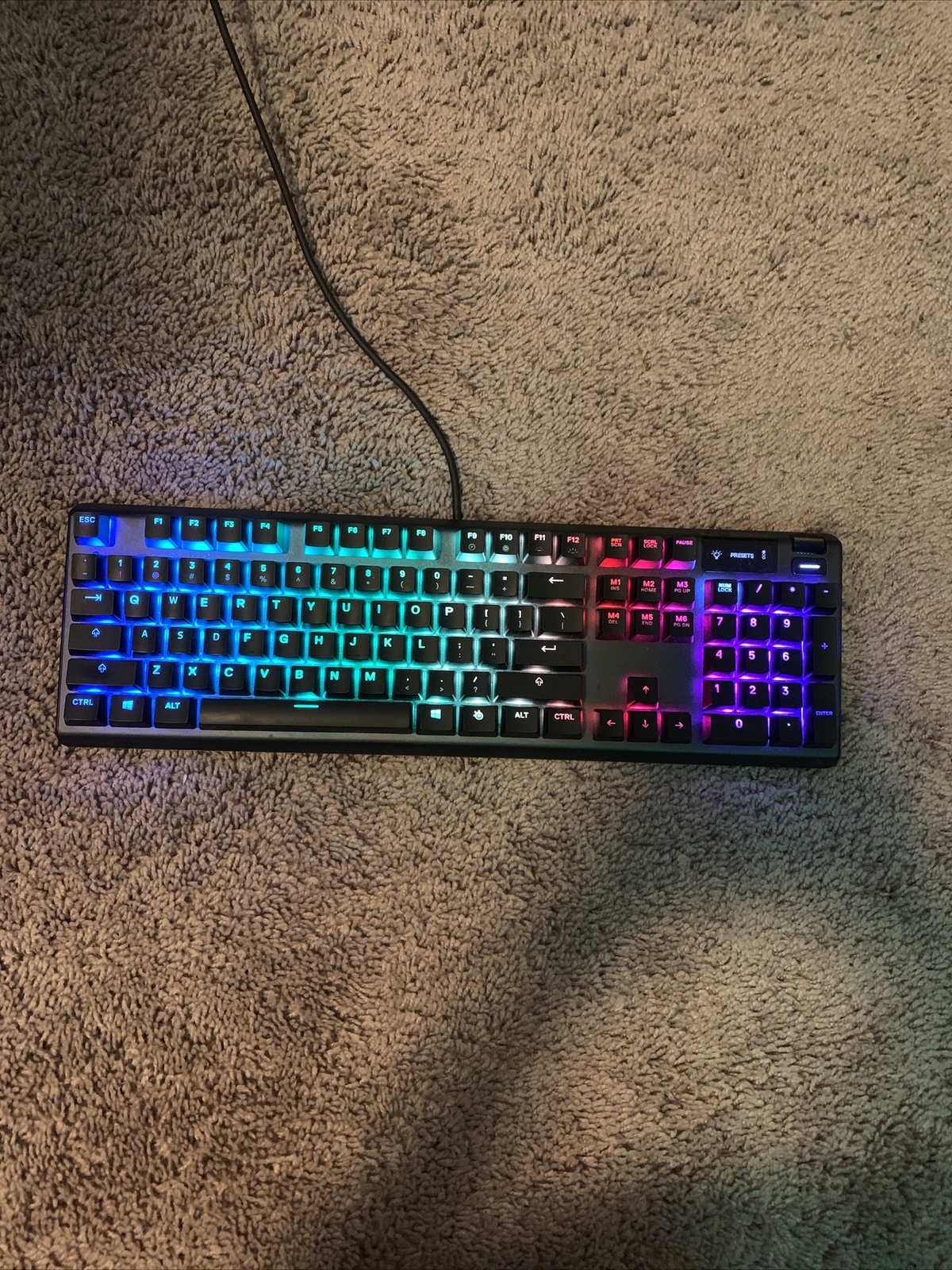 Picture 1 of 4