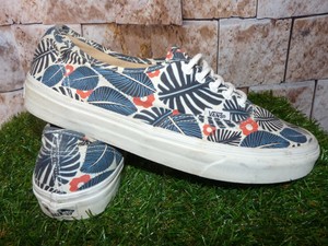 vans mens 8.5 to women's