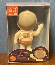 ASTRONAUT Cosmic Outer Space Action Figure Eraser School Tool - NEW NOS Qihao