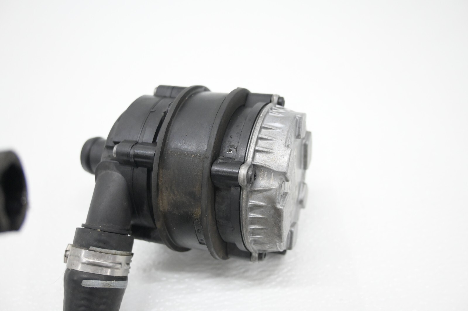 ⭐ 14-20 Maserati Ghibli Quatt 3.0l Secondary Auxiliary Electric Water Pump Oem