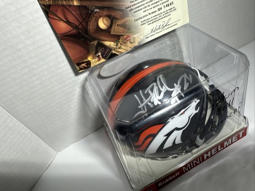 Tatum Bell Autographed Denver Broncos Riddell Mini Helmet COA & Original Box - Picture 2 of 7