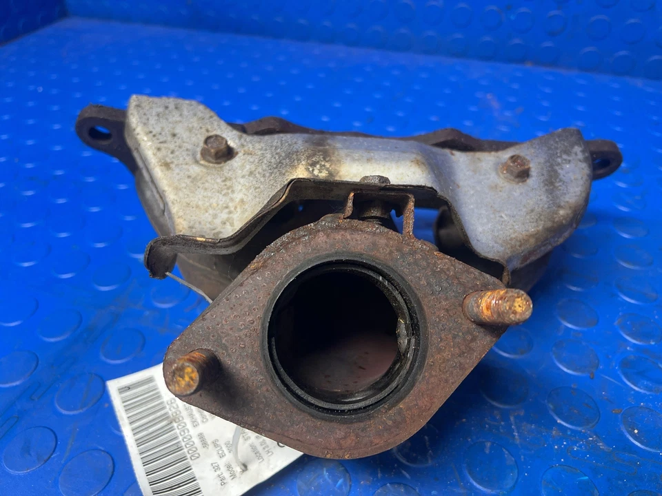 Mitsubishi Galant Eclipse Diamonte 3.0L Exhaust Manifold LH (Front) OEM MR239313 - Image 4 of 4