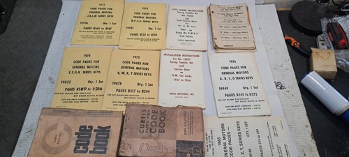 VINTAGE 1970S Curtis Key Code Book LOT (0560)