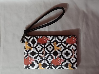 Disney The Lion King Simba Pumba Zip Wallet  Wristlet Cosmetic Bag