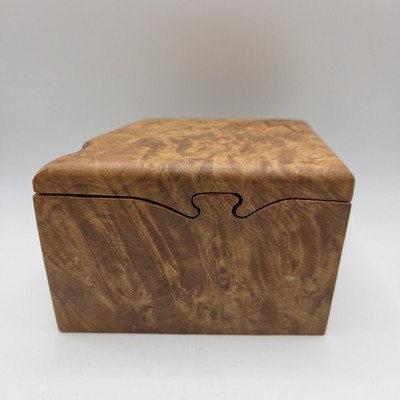 Vintage Larissa Scott Carved Puzzle Wood Box Signed 6pc Jewelry Trinket 4x5x3.5''