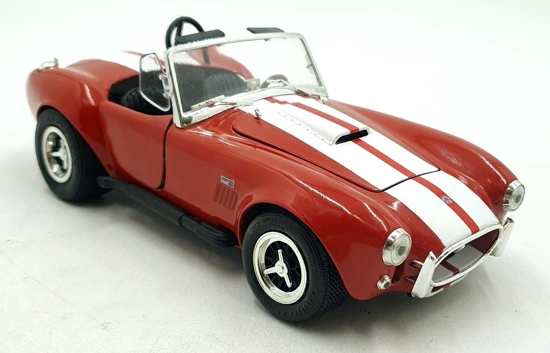 Ertl 1/18 Scale Diecast 31024M - Shleby Cobra 427 - Red/White Stripes - Image 2 of 4