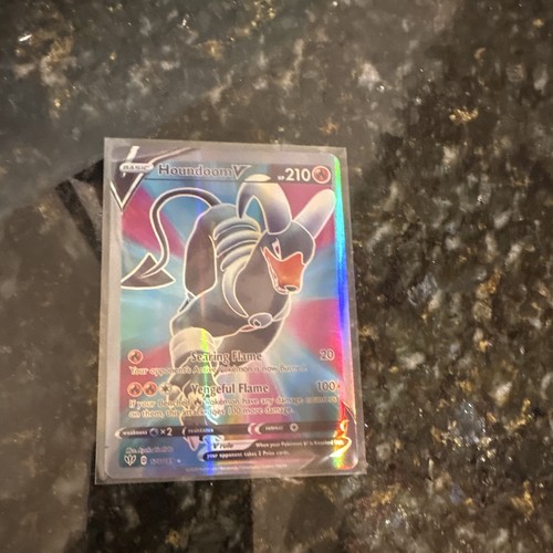 Houndoom V (Full Art) 178/189 Swsh03: Darkness Ablaze Holo