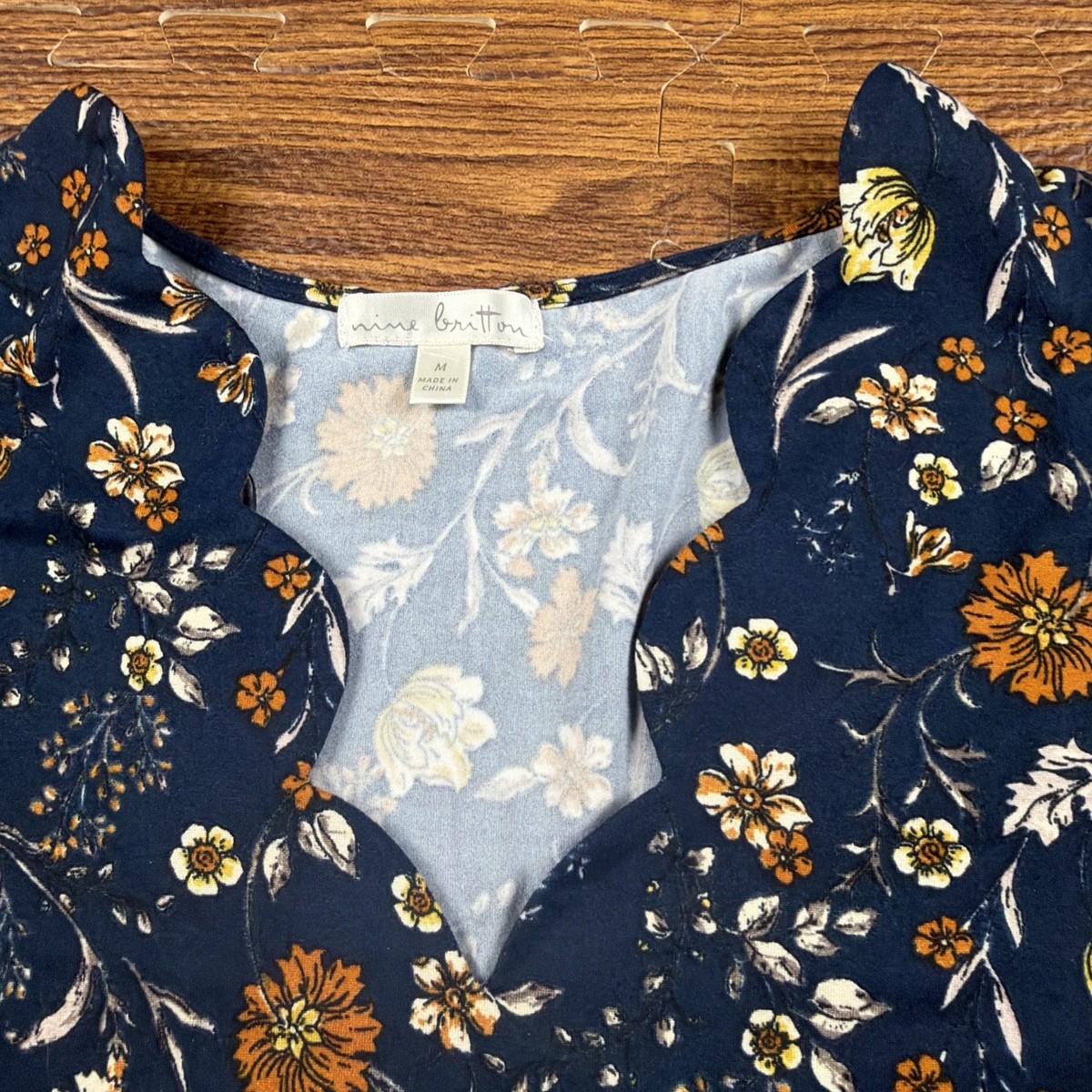Nine Britton Trinity Knit Scalloped Dress in Navy Floral NWT M | eBay