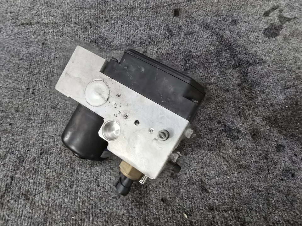 MÓDULO BOMBA ABS FRENO ANTIBLOQUEO FABRICANTE DE EQUIPOS ORIGINALES LEXUS 98-00 LS400 Foto 3 de 4