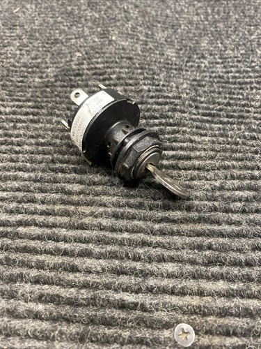 For JLG 12VDC-20A 24VDC-10A 48VDC-4A Switch, Ignition E201575 Genie Lift