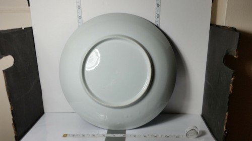 Decorative Platter Iris Flower Raised Relief White with Blue Trim - Picture 2 of 5