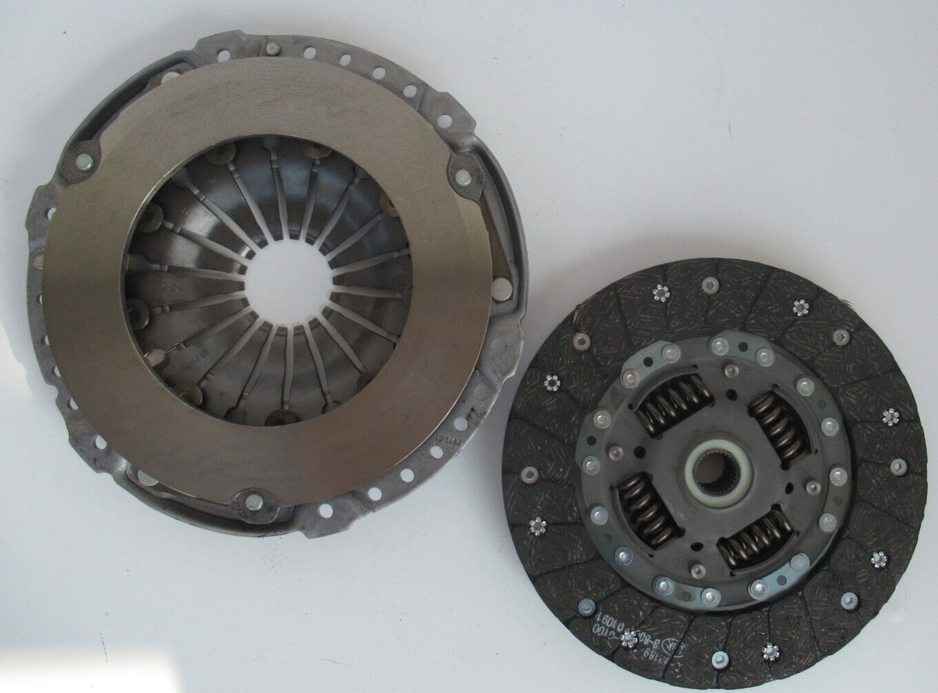 Kit d'embrayage complet 228mm LuK 623 3755 00 pour auto VAG