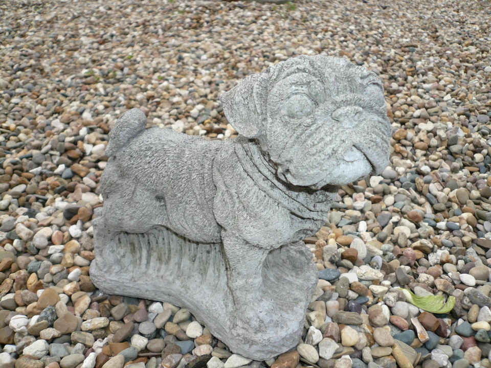 REGAL WEATHERED VINTAGE CEMENT/CONCRETE OLD PUG DOG GARDEN ORNAMENT 7" LONG - Image 3 of 4