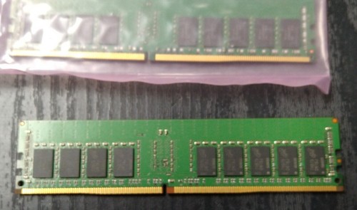 Micron 32GB (2x16GB) 1Rx4 PC4-2400T-RC1-11 for desktop server memory ⭐NEW⭐ - Picture 7 of 8