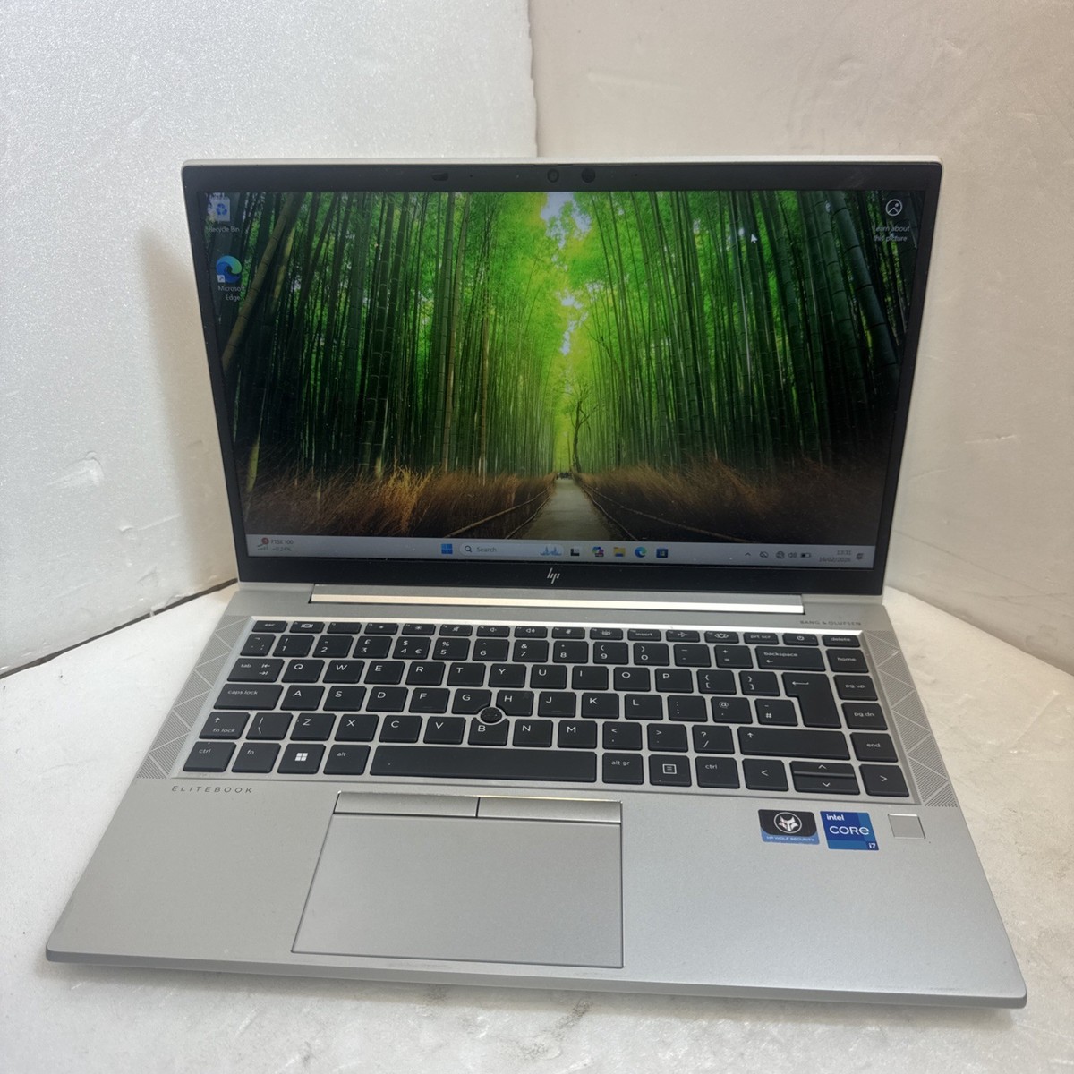 HP Elitebook 840 G8 Aero laptop i7-1165G7 |16GB RAM| 512 SSD | 14 