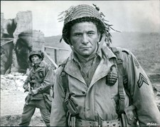 1968 Peter Falk Robert Mitchum Robert Ryan Film Celebrity Tv Photo 7X9