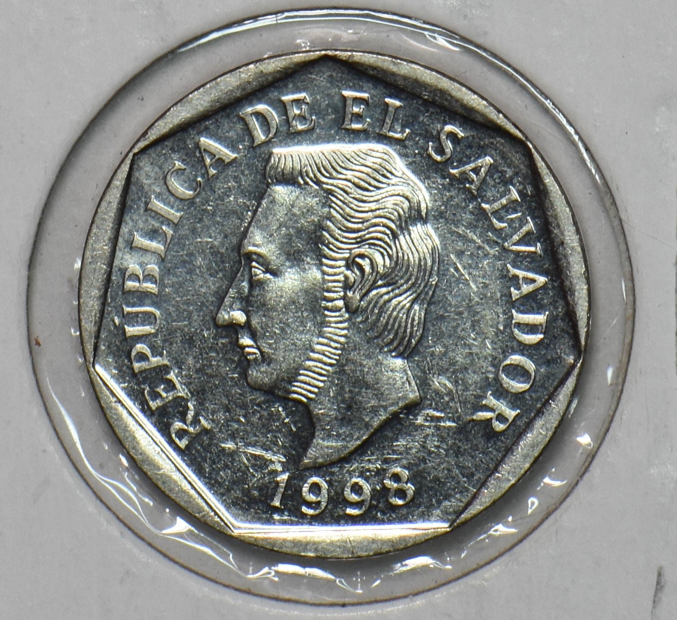 Foto 1 di 2