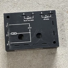 SSAC Solid State Timer ESD54130S10M RELAY 120 VAC 1 AMP  30 SEC D.O.M.  (USED)