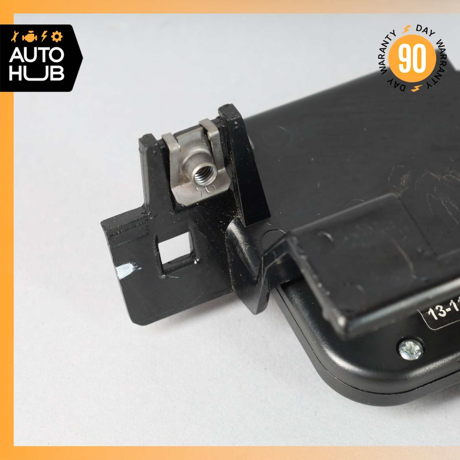 08-19 Maserati GranTurismo GranCabrio M145 GPS Radio Antenna 236503 OEM 61k