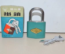Vintage PADLOCK RETRO ENAMEL COLOR Diamond Brand NOS Locker Swag Teal Blue