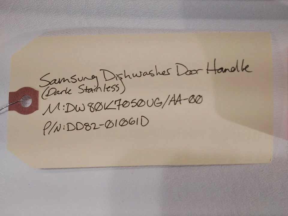 Manija de puerta para lavavajillas Samsung (acero inoxidable oscuro) N.º de parte: DD82-01061D Foto 2 de 4
