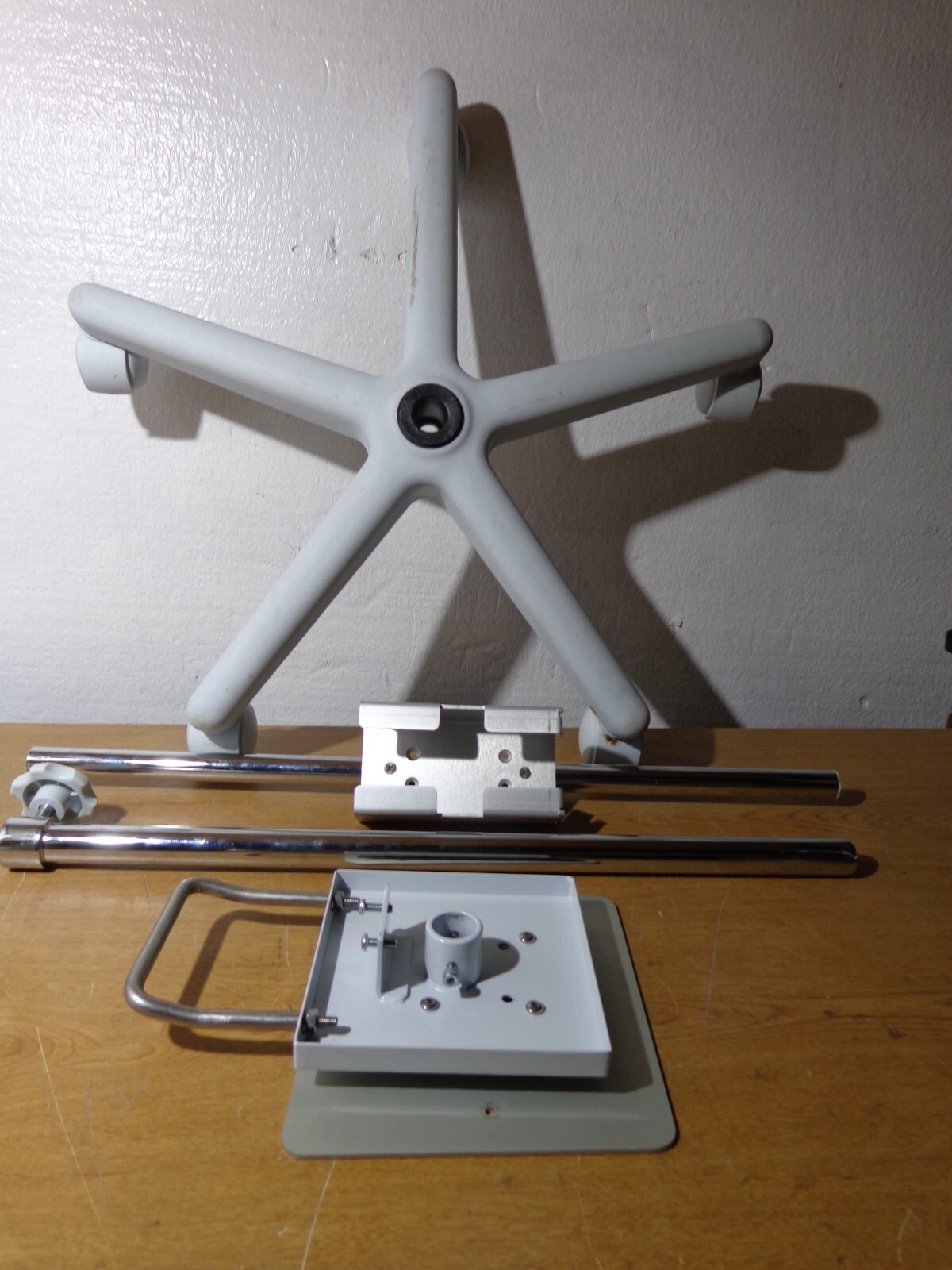 Rolling Station for Cardiac Science Vital Signs Patient Monitor Omron