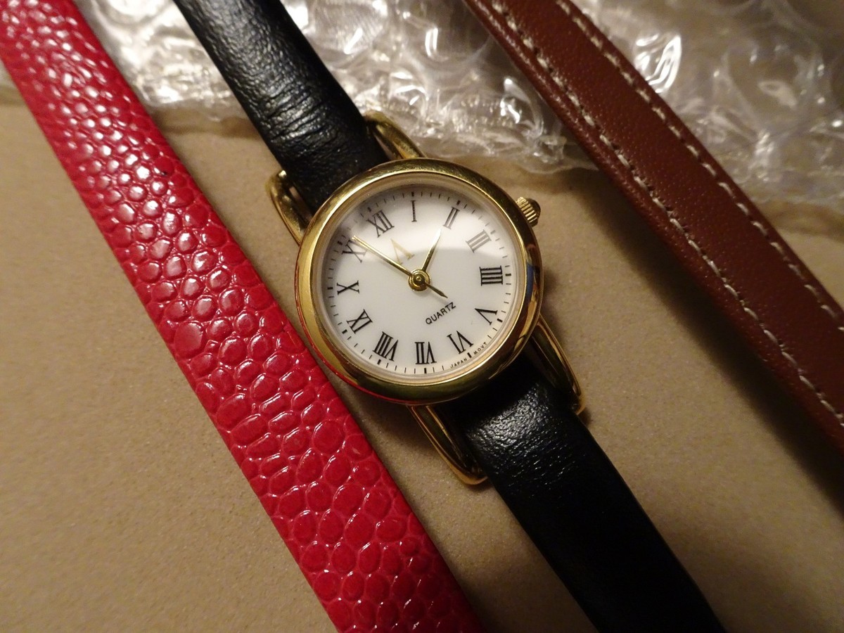 Women’s vintage Avon watch. 3 velvet watch bands: red, green and black. Green & Red Classic British Military Watch Strap – wabistraps main image 4