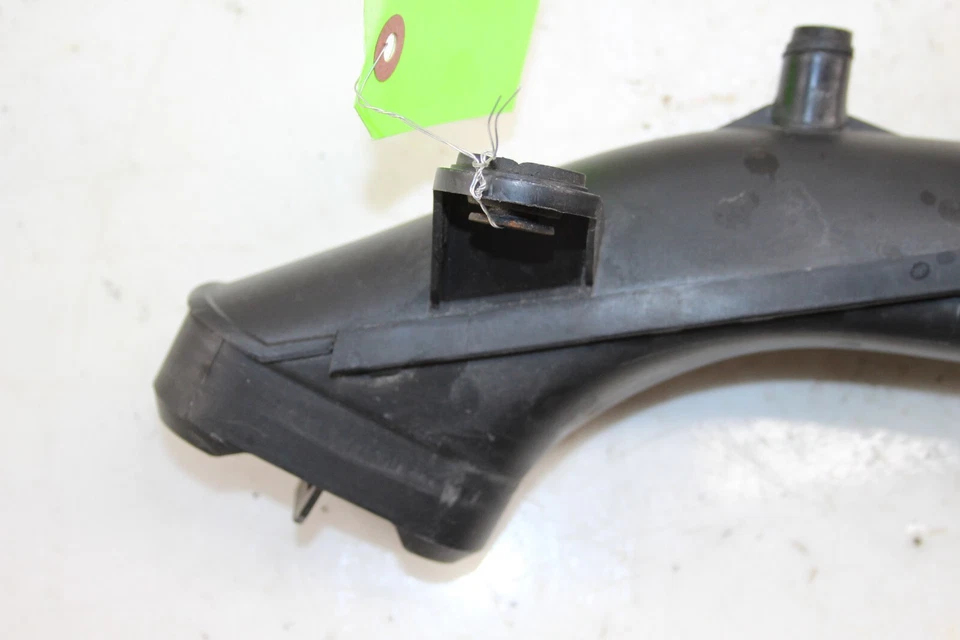 Tubo de admisión de aire Volkswagen Golf GTI 1999-2006 1J0129609C OEM CG144 Foto 3 de 4