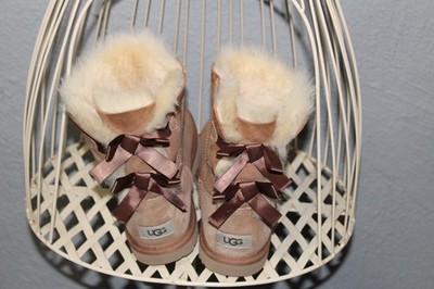 UGG Women s Bailey Bow II Suede Shearling Boots Chestnut Brown Size 6 US