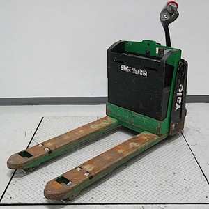 Yale MPB045VGN24T2646 Powered Pallet Truck 4.5k lb Cap. Electric Forklift A245