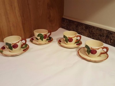 Set of 4 NICE Vintage Franciscan Apple Hand Decorated Cup & Saucer Sets