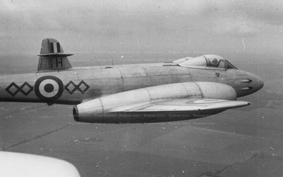 GLOSTER METEOR - Luftfahrt Foto