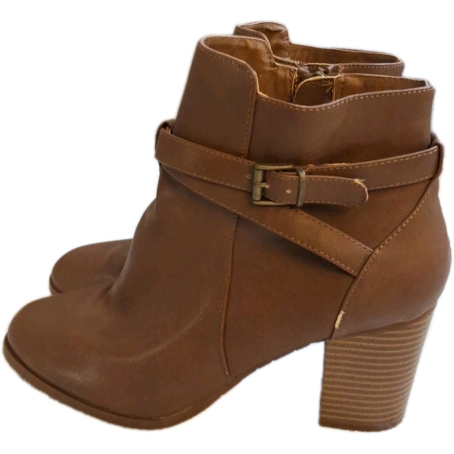 Kenneth Cole Reaction Booty Ankle Boots Womens 1 Zip Block Heel Size 7 image 2