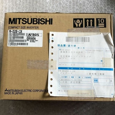 One New inverter Mitsubishi FR-S520E-2.2K S500 2.2KW 220V IN BOX Free Shipping