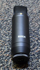 RODE NT1 Black Condenser Microphone with Shock Mount Pop Filter Rode Boom Arm