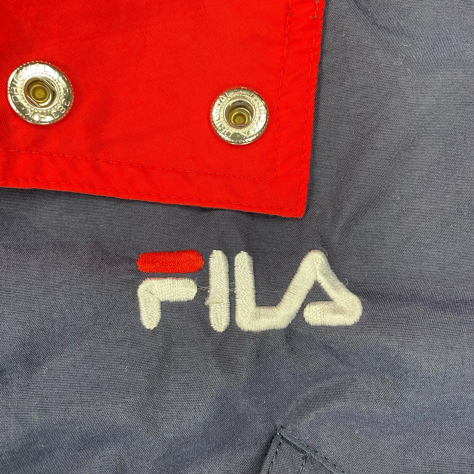 Giacca vintage Fila taglia XXL rossa bianca blu nylon cerniera frangivento atletico anni '90