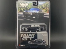 Mini GT BMW i7 eDrive50 Black Sapphire #802 1/64