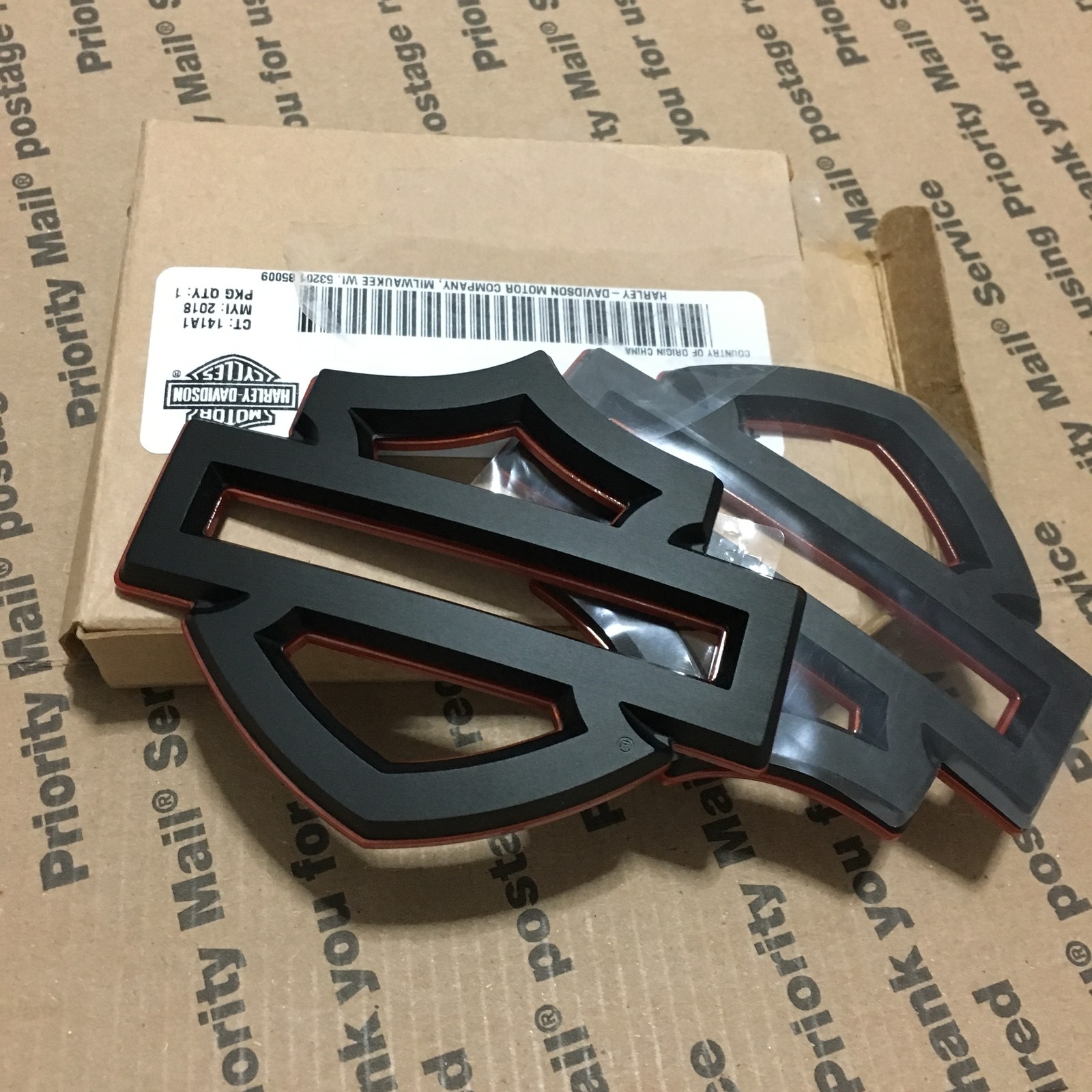 HARLEY DAVIDSON FUEL TANK EMBLEMS BADGES