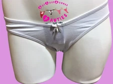 I-BASIC solid white, everyday, hi-cut briefs w/a dainty front bow & jewel [XL]