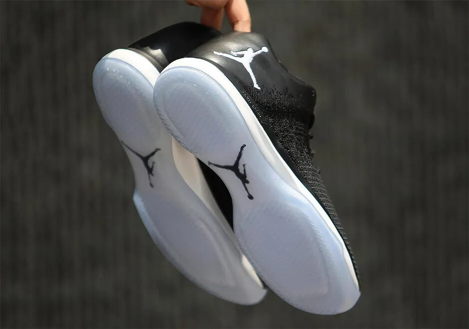 NIKE AIR JORDAN 31 XXX1 RETRO LOW BLACK/WHITE Sz 10.5 1 3 4 9 11