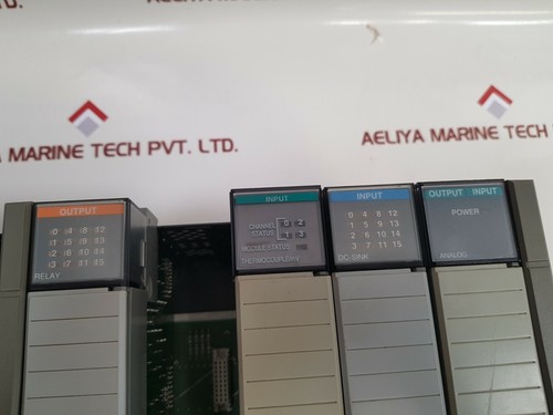 Allen-bradley 1746-a10 ,1746-p2 power supply 10-slot rack - Picture 2 of 11