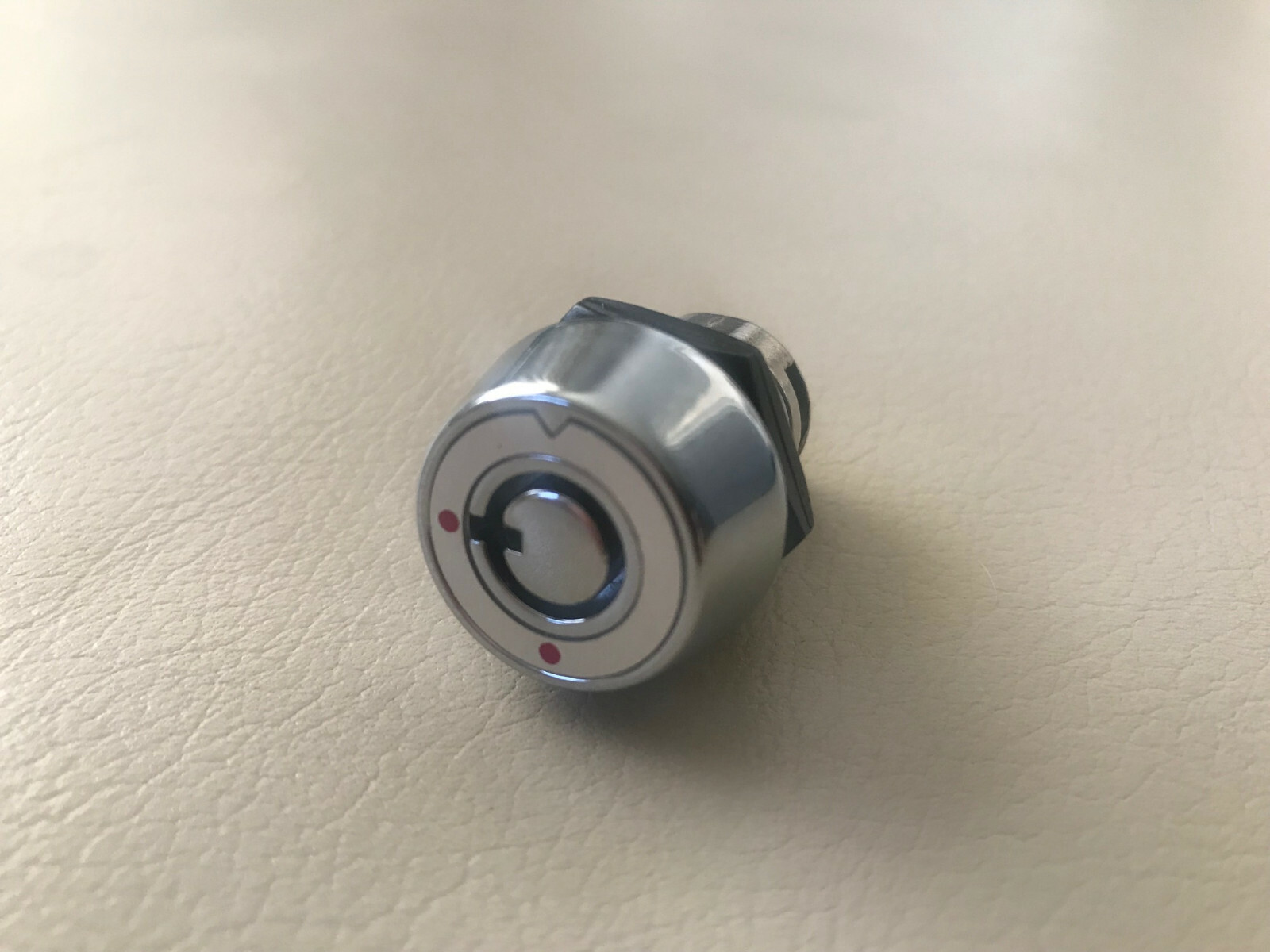 Harley Davidson Touring OEM Fuel Tank Door Lock 6102992 eBay