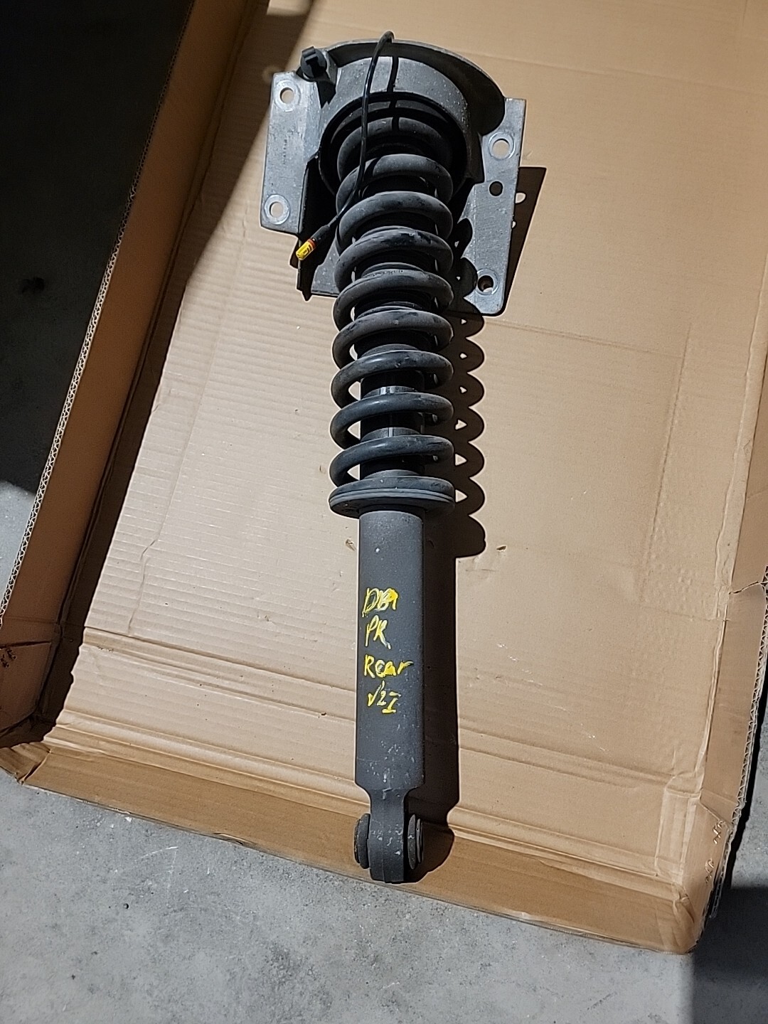 2011 Aston Martin DB9 Rear Passenger Right Shock Strut Assembly Electronic OEM