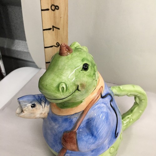 Fishing Dragon Teapot Anamorphic Vintage Rare - Picture 6 of 12