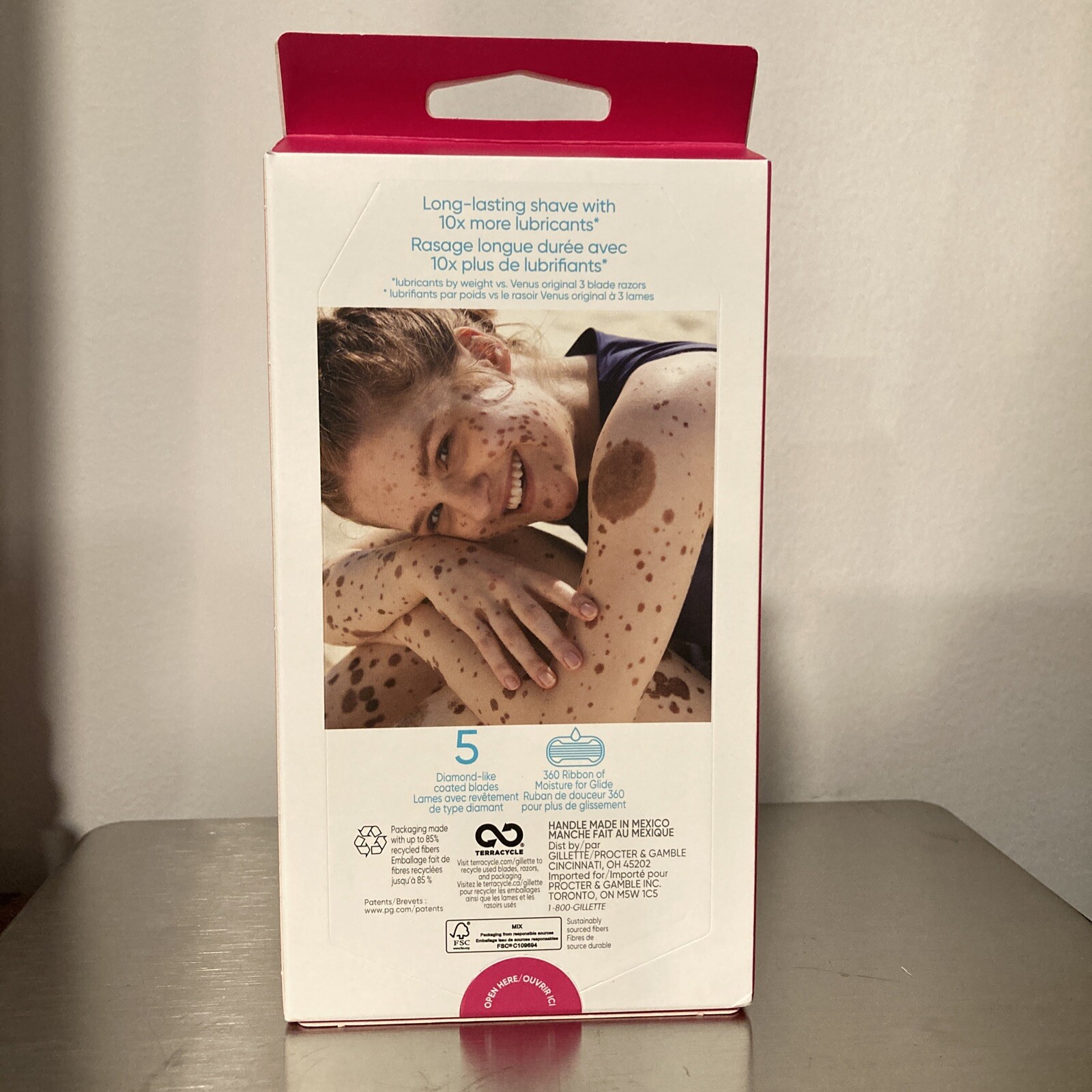Gillette Venus Extra Smooth Pink Women's Razor Handle with 2 Blade Refills