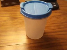 Tupperware Cheese keeper Parmesan cheese smiley face