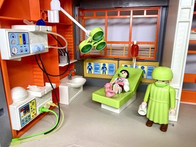 Playmobil City Life Children's Hospital 6657 Almost All There